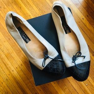 Vintage Stuart Weitzman flats